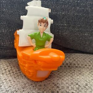 Vintage Disneyland 40th Anniversary Fantasyland/Peter-Pan Toy